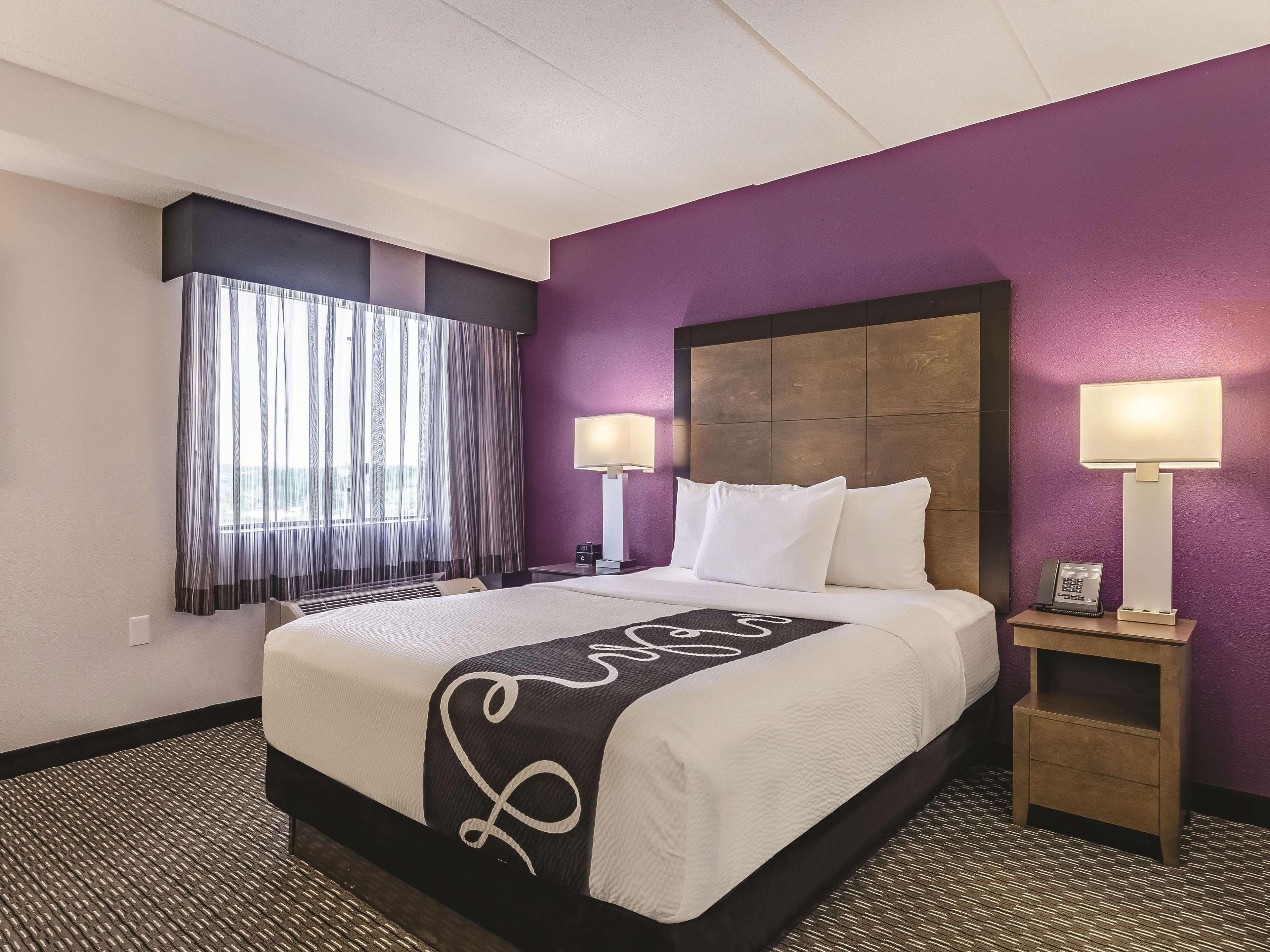 Hotel La Quinta By Wyndham Warwick Providence Airport Extérieur photo