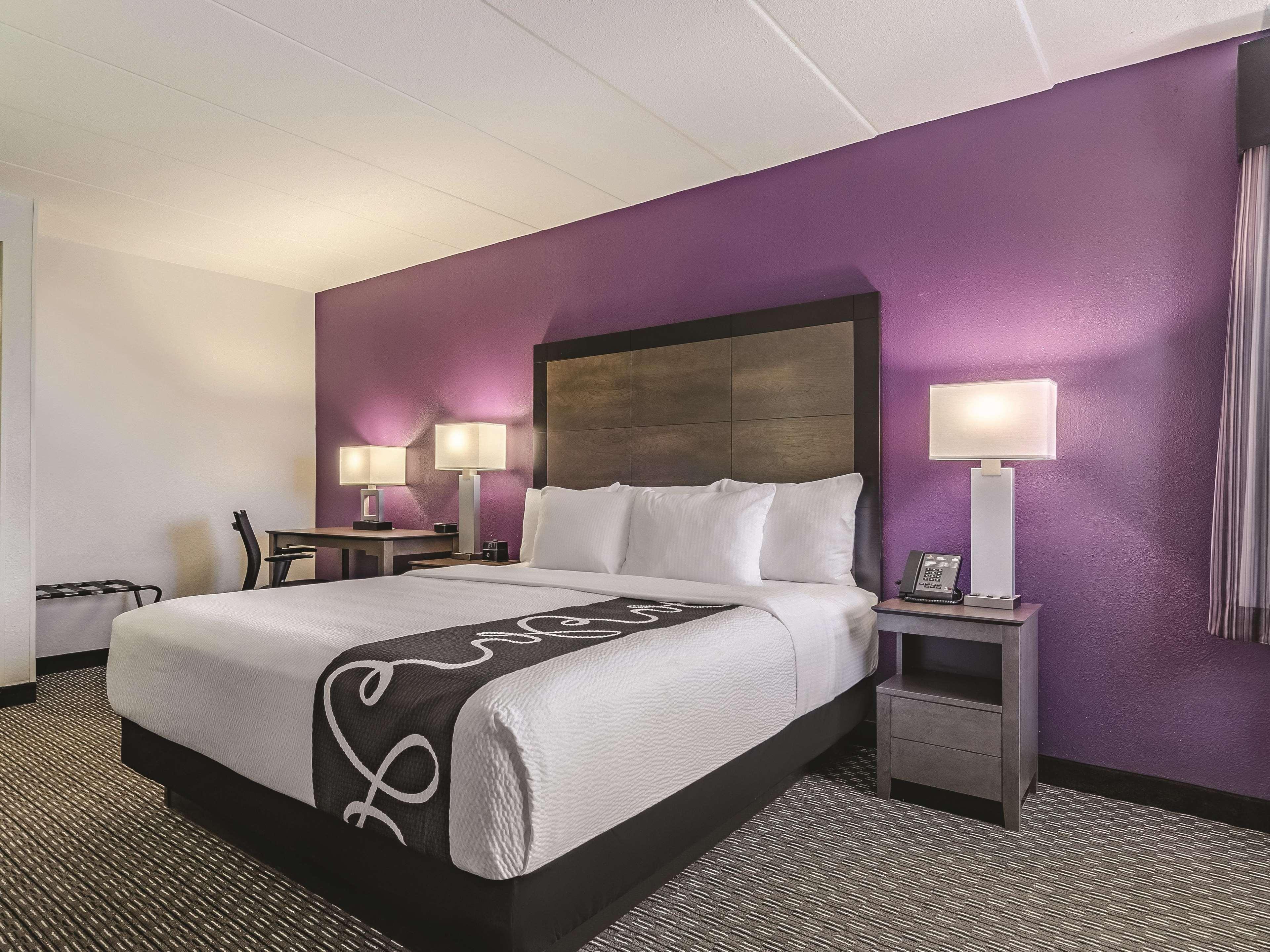 Hotel La Quinta By Wyndham Warwick Providence Airport Extérieur photo