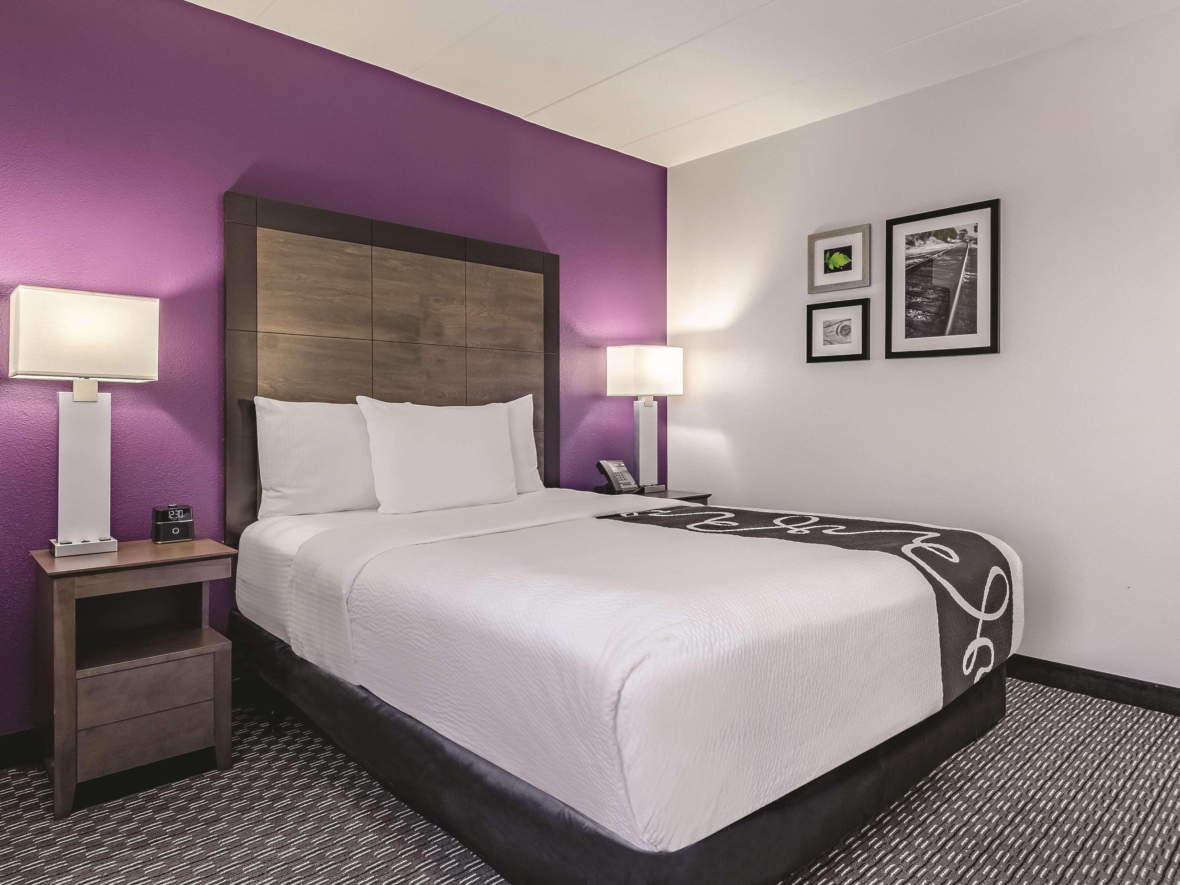 Hotel La Quinta By Wyndham Warwick Providence Airport Extérieur photo