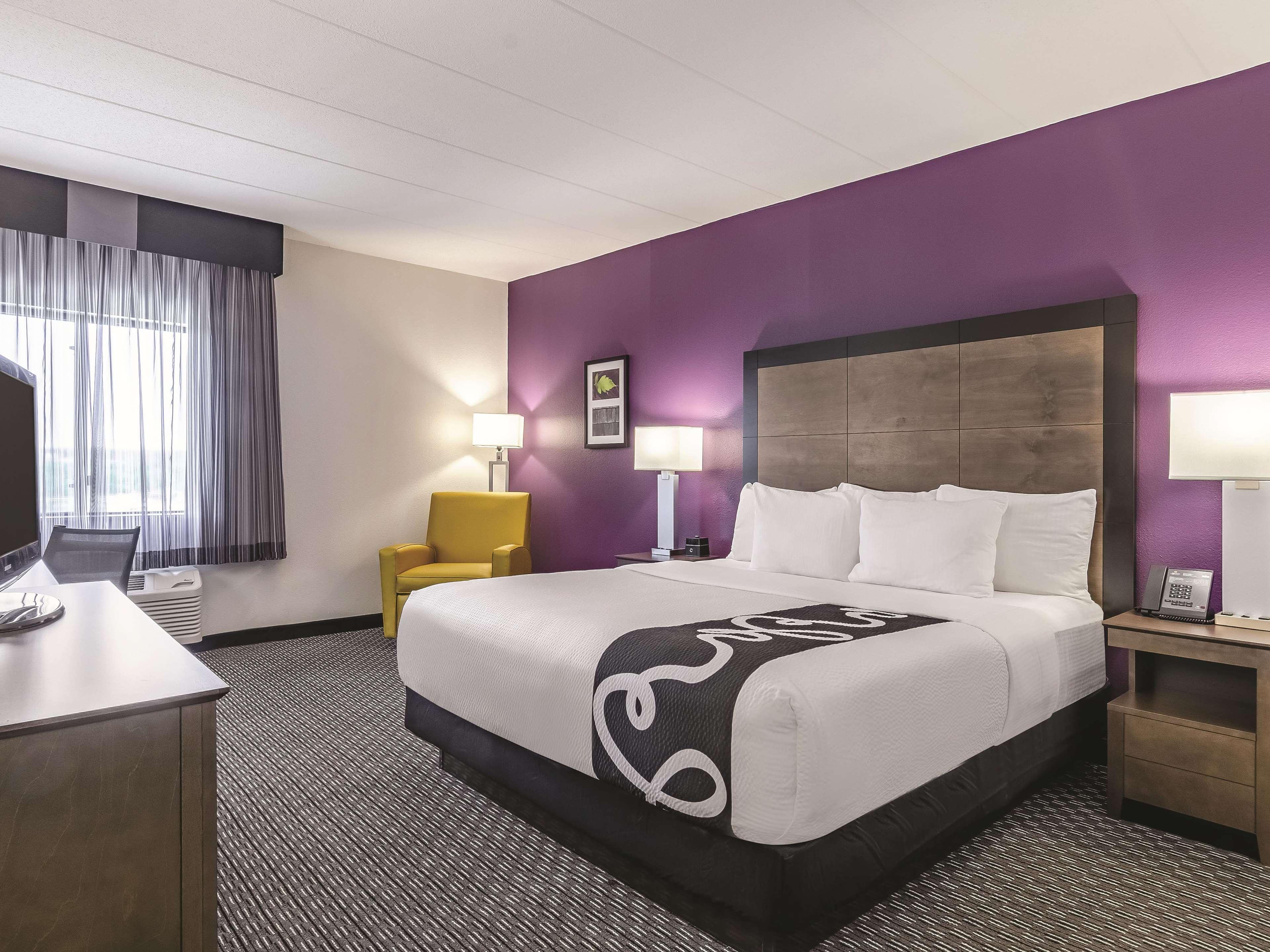 Hotel La Quinta By Wyndham Warwick Providence Airport Extérieur photo