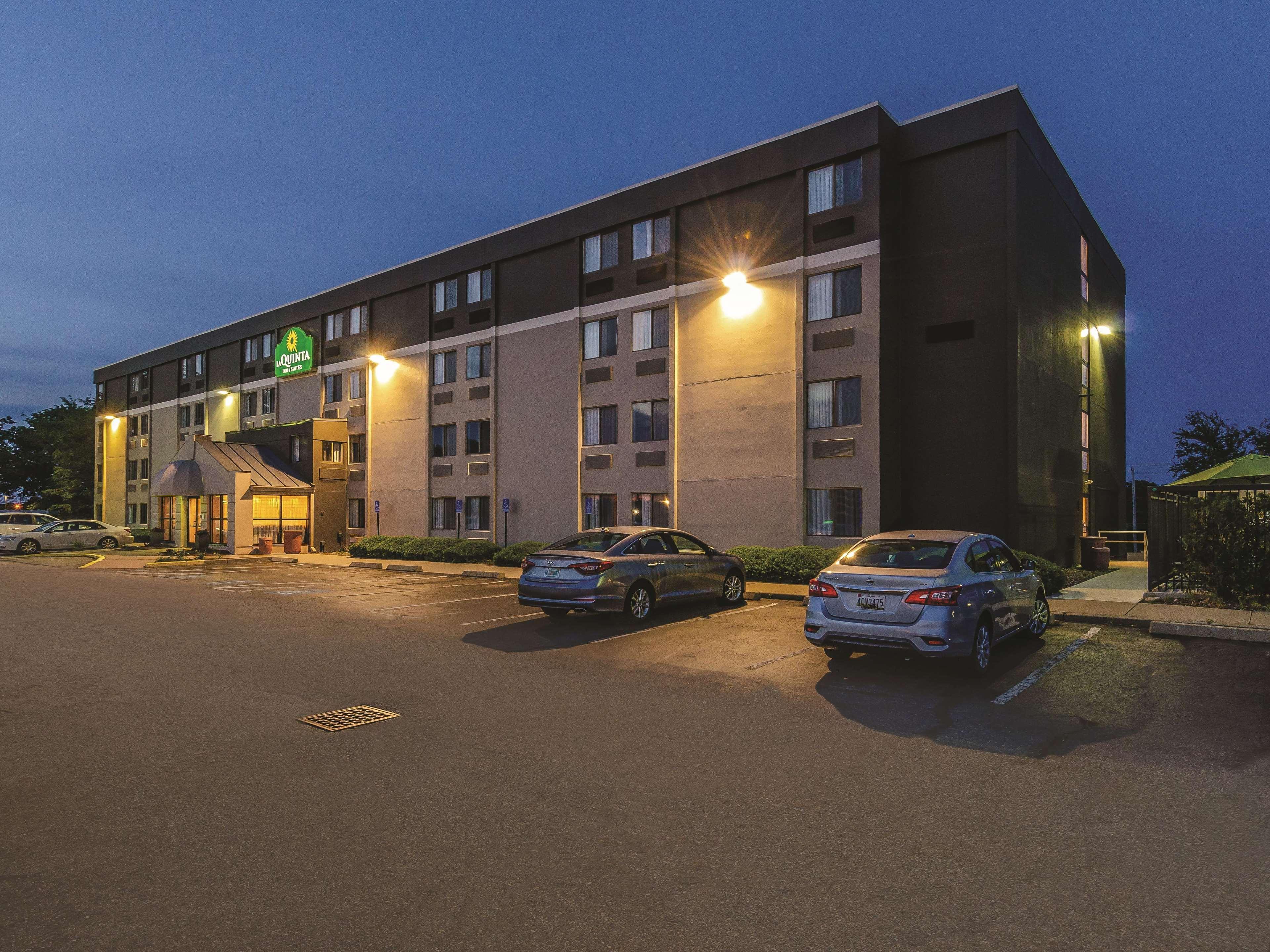 Hotel La Quinta By Wyndham Warwick Providence Airport Extérieur photo