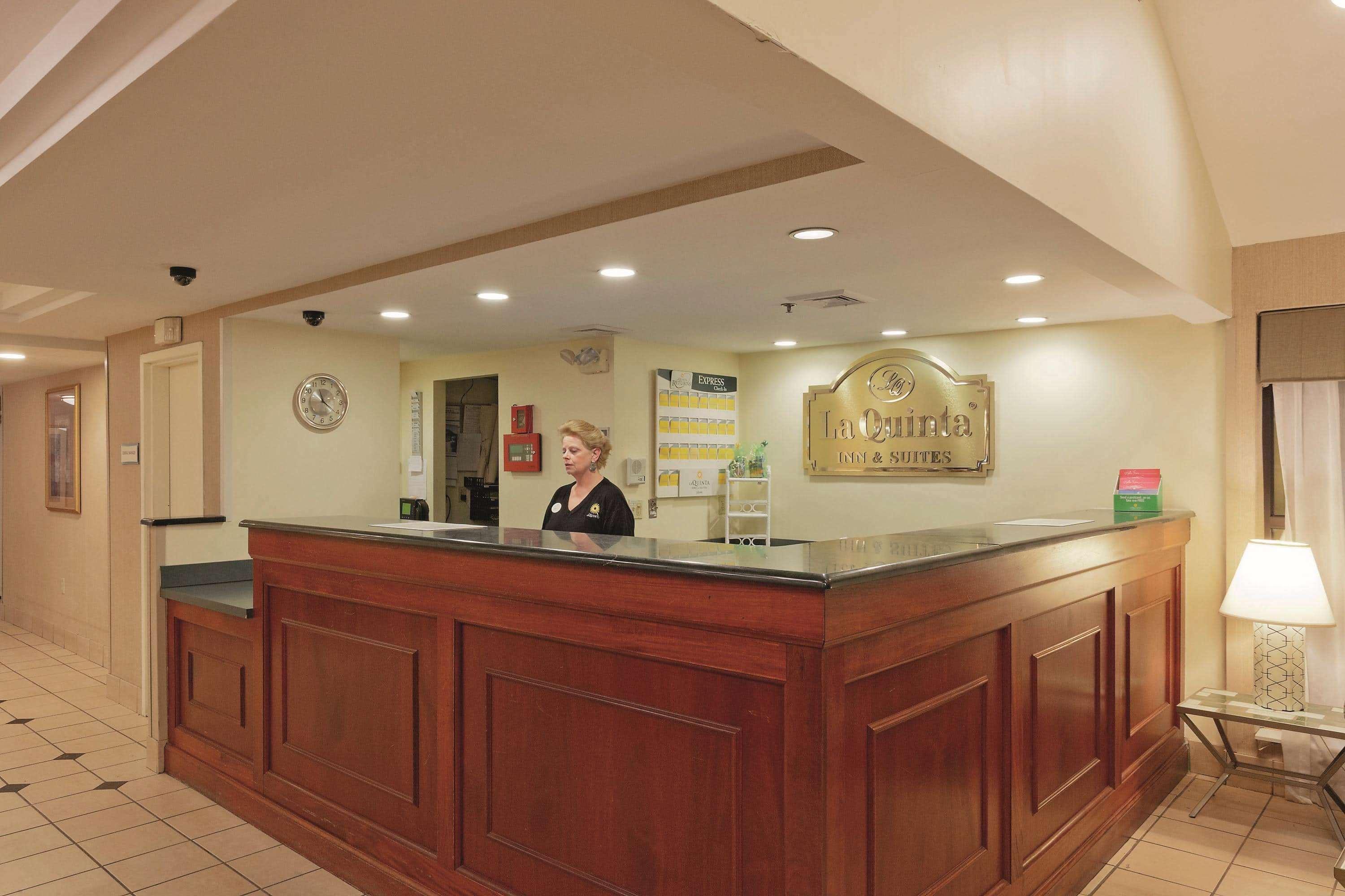 Hotel La Quinta By Wyndham Warwick Providence Airport Extérieur photo