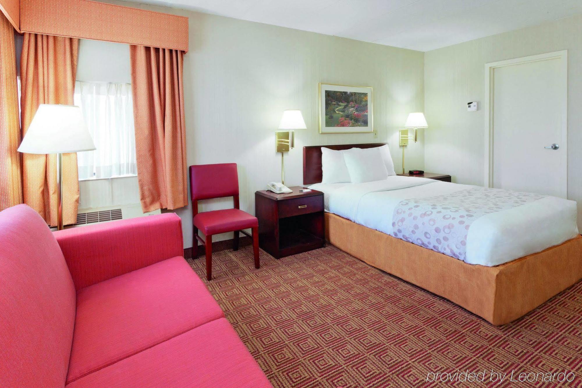Hotel La Quinta By Wyndham Warwick Providence Airport Extérieur photo