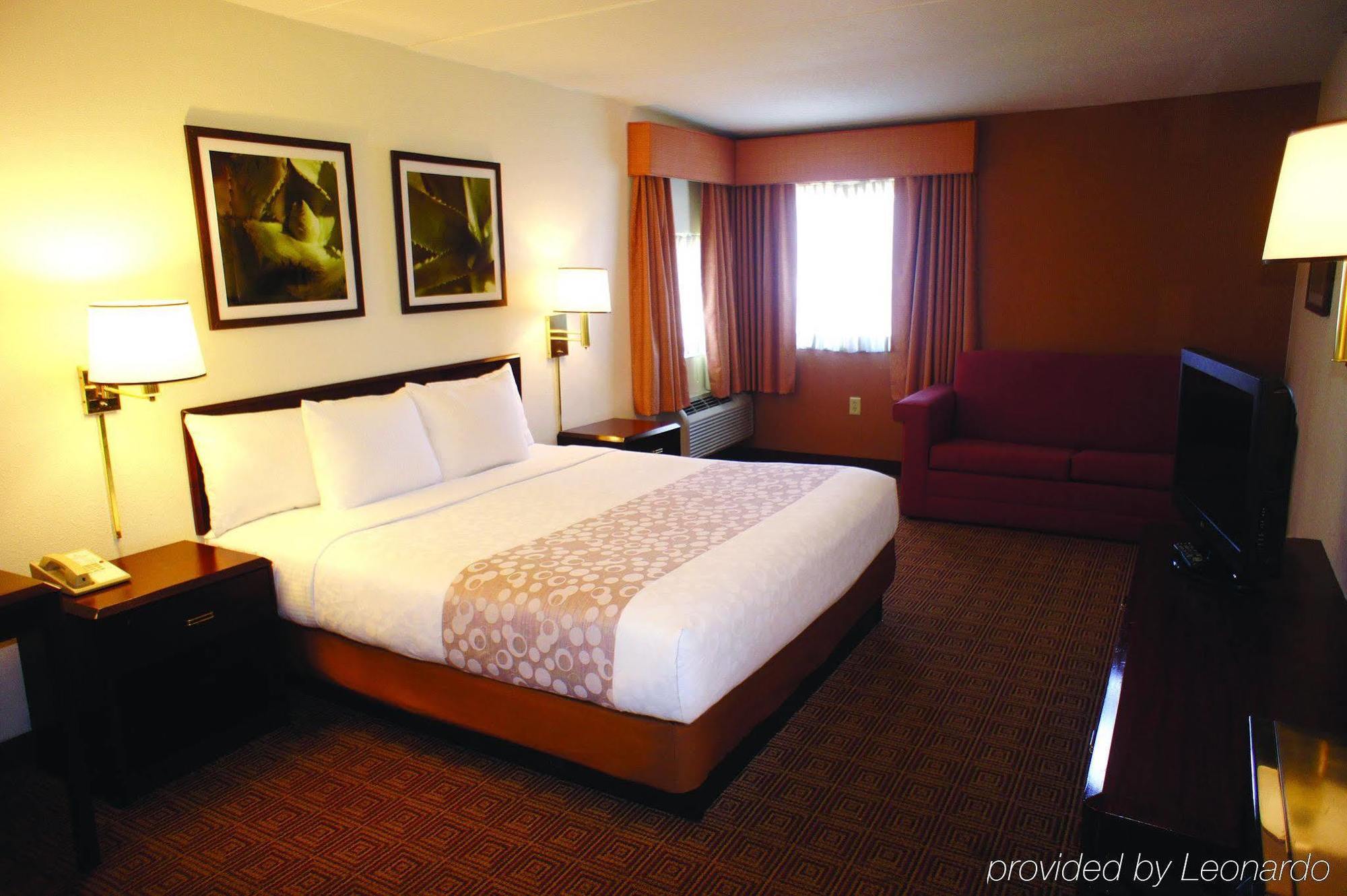 Hotel La Quinta By Wyndham Warwick Providence Airport Extérieur photo