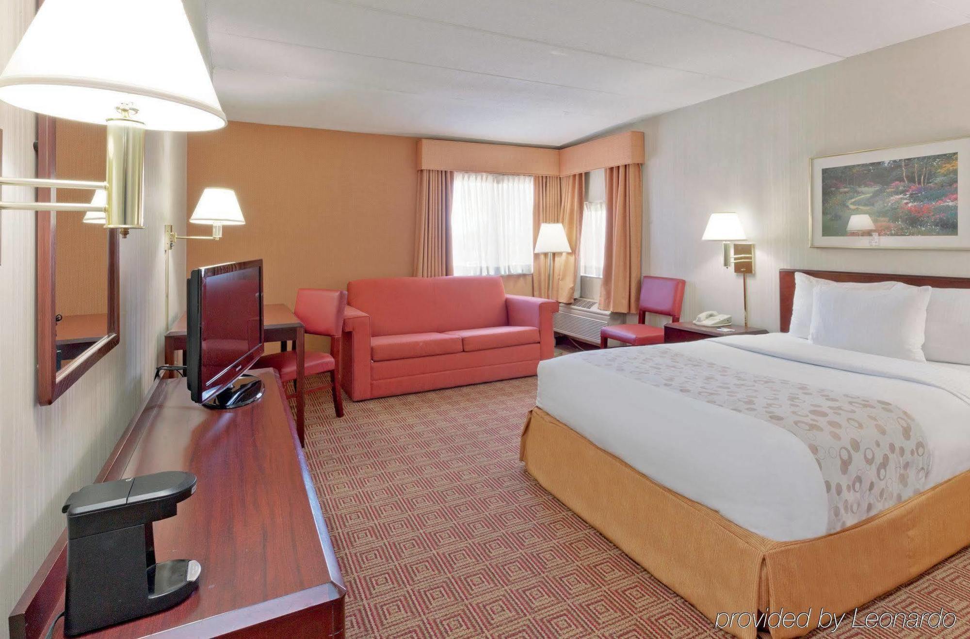 Hotel La Quinta By Wyndham Warwick Providence Airport Extérieur photo