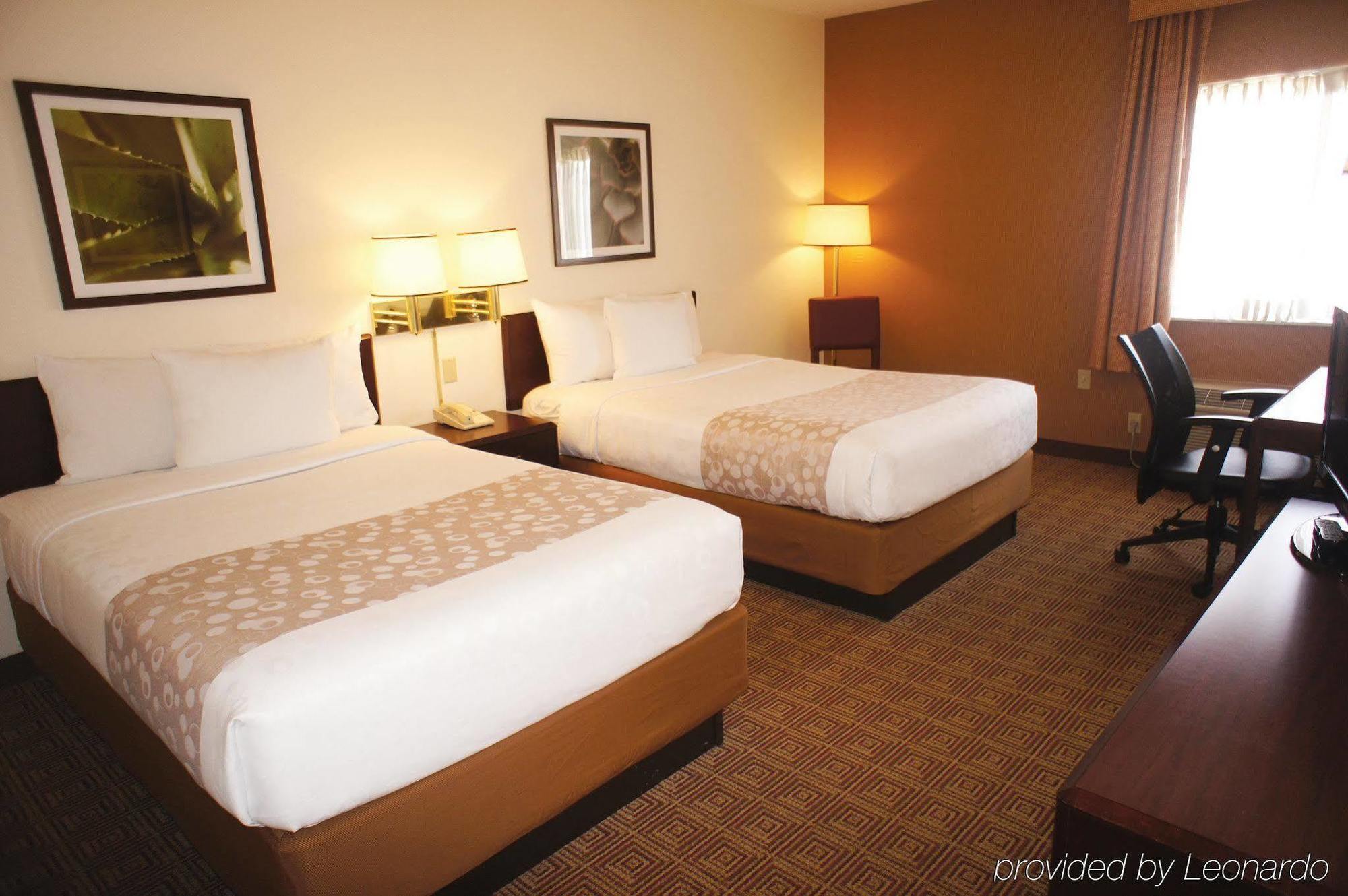 Hotel La Quinta By Wyndham Warwick Providence Airport Extérieur photo